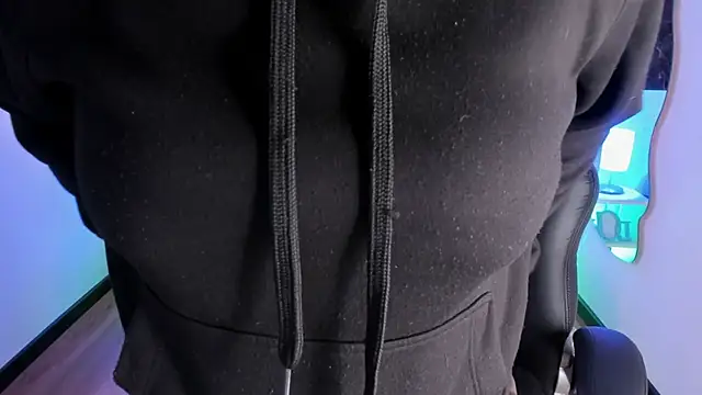 lucky-leah online show from 01/15/26, 04:06