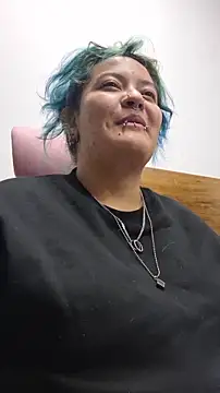 lucky-leah online show from 02/22/26, 03:40