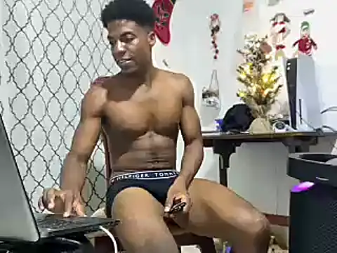 andrews2399 online show from 12/17/24, 04:34