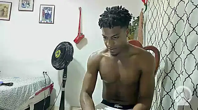 andrews2399 online show from 02/07/25, 03:23