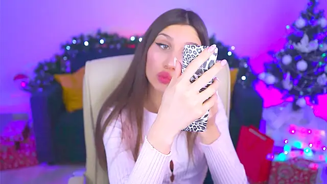 MollyPerry online show from 12/08/24, 12:08