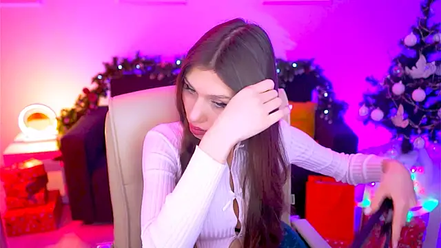 MollyPerry online show from 12/12/24, 04:10