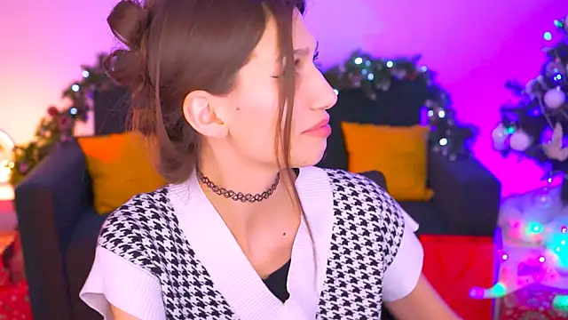 MollyPerry online show from 12/15/24, 01:24