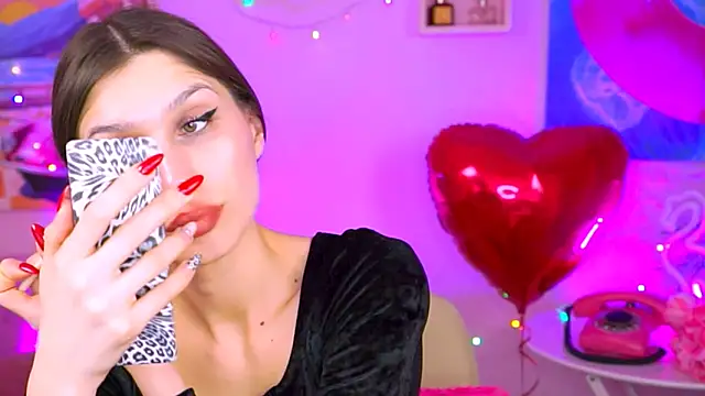 MollyPerry online show from 02/19/25, 10:20