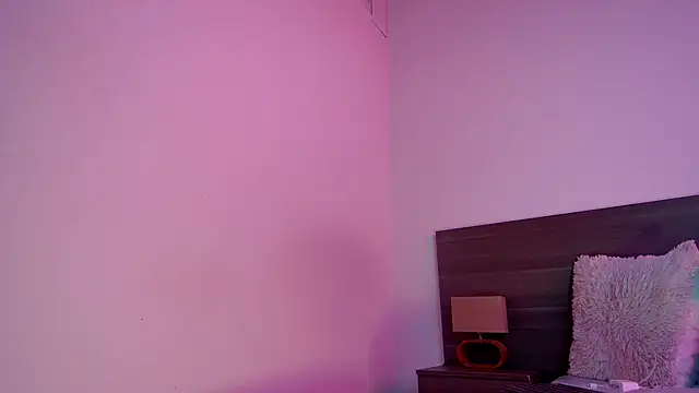 Snapshot of Mila_cams1_ chatting on 11/08/25, 08:18 Mila cams1 online show from 11/08/25, 08:18