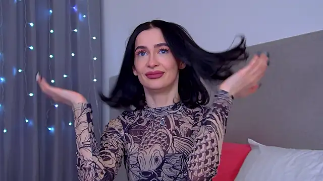 Snapshot of MarieKarma chatting on 01/19/25, 05:37 MarieKarma online show from 01/19/25, 05:37