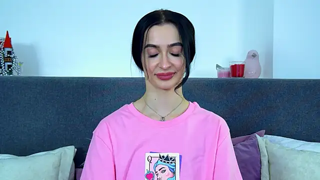 Snapshot of MarieKarma chatting on 01/25/25, 12:48 MarieKarma online show from 01/25/25, 12:48