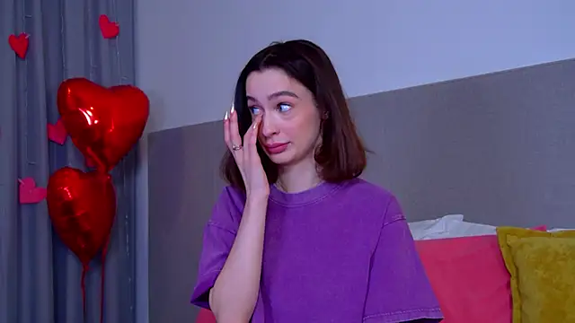 Snapshot of MarieKarma chatting on 02/16/25, 06:43 MarieKarma online show from 02/16/25, 06:43