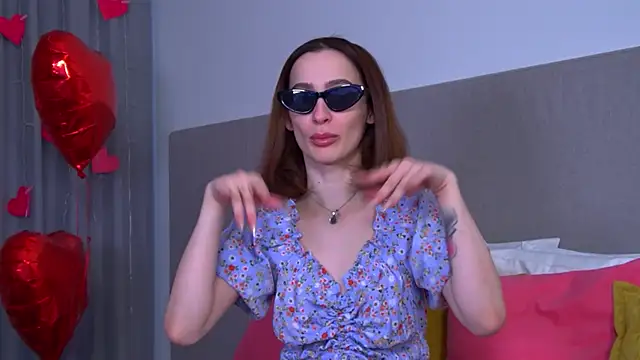 Snapshot of MarieKarma chatting on 02/21/25, 06:37 MarieKarma online show from 02/21/25, 06:37