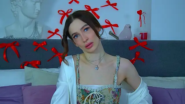 Snapshot of MarieKarma chatting on 03/22/25, 12:39 MarieKarma online show from 03/22/25, 12:39