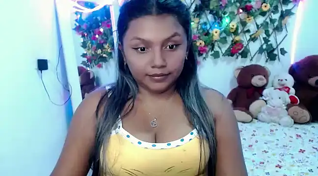 Snapshot of sexysusan4you chatting on 01/19/25, 12:17 sexysusan4you online show from 01/19/25, 12:17