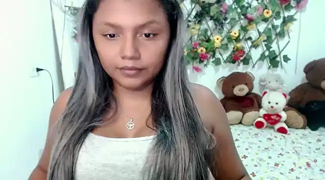 Snapshot of sexysusan4you chatting on 01/19/25, 10:06 sexysusan4you online show from 01/19/25, 10:06