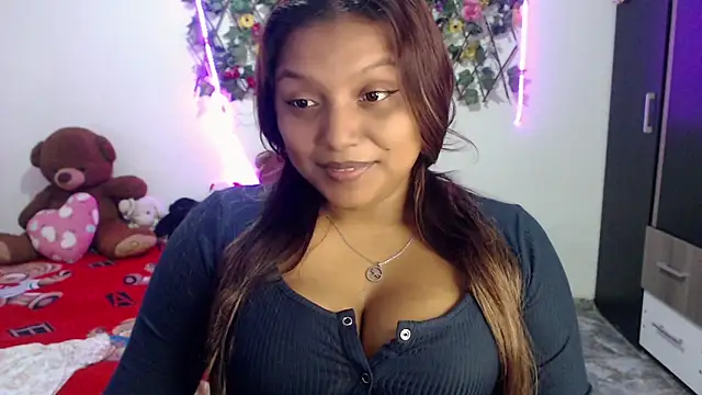 Snapshot of sexysusan4you chatting on 11/11/25, 06:19 sexysusan4you online show from 11/11/25, 06:19