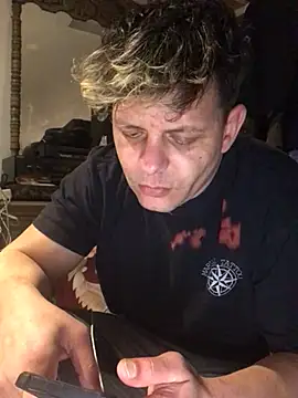 Phelyxx elgato online show from 03/20/25, 12:43