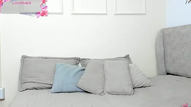 Sussanewolf online show from 04/29/26, 12:20