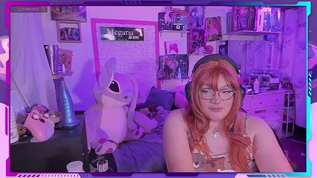 MegariaB online show from 02/11/25, 04:33