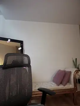 evangeline ch online show from 12/30/24, 04:29