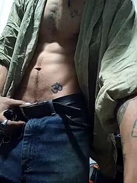 Snapshot of mexicaninuganda chatting on 12/22/24, 02:49 mexicaninuganda online show from 12/22/24, 02:49