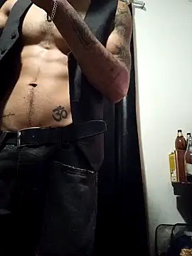 Snapshot of mexicaninuganda chatting on 01/01/25, 09:28 mexicaninuganda online show from 01/01/25, 09:28