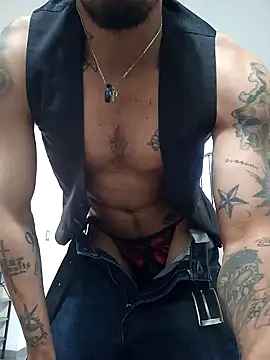 Snapshot of mexicaninuganda chatting on 02/05/25, 02:37 mexicaninuganda online show from 02/05/25, 02:37