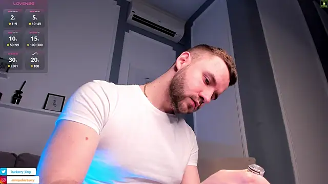 Snapshot of EnriqueBarberry chatting on 01/27/25, 06:19 EnriqueBarberry online show from 01/27/25, 06:19