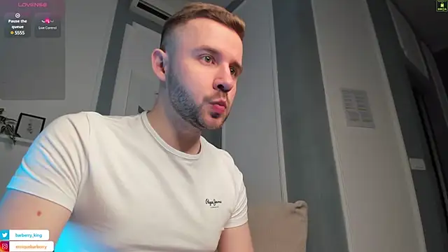 Snapshot of EnriqueBarberry chatting on 03/21/25, 06:38 EnriqueBarberry online show from 03/21/25, 06:38