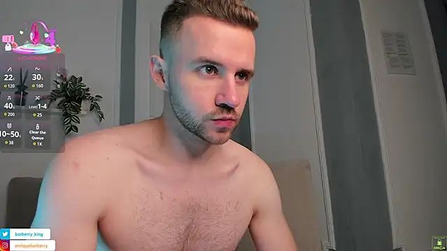 Snapshot of EnriqueBarberry chatting on 10/19/25, 05:30 EnriqueBarberry online show from 10/19/25, 05:30