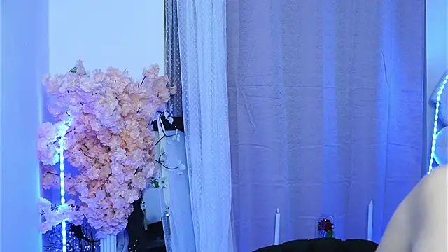 ivyleague  online show from 03/24/26, 06:13