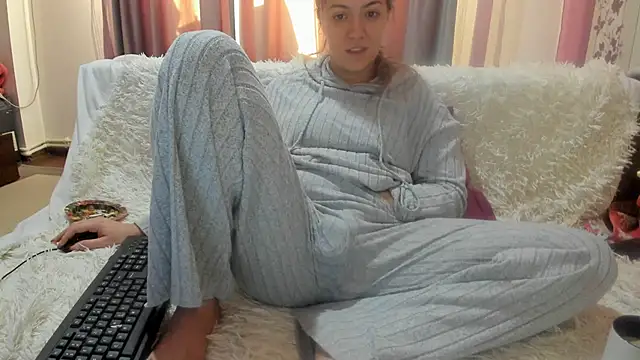 Dyana Kaylinn online show from 01/07/25, 08:24