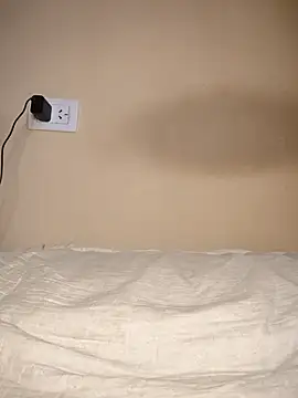 0hYeahbb online show from 02/15/25, 06:23