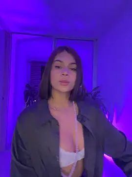 Snapshot of Susi_bell chatting on 01/12/25, 11:47 Susi bell online show from 01/12/25, 11:47