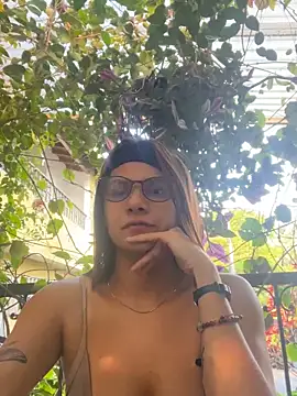 Susi bell online show from 03/12/25, 10:17