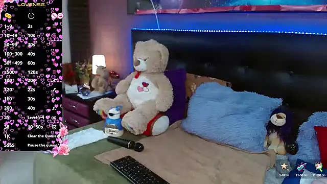 Nadia 84 online show from 03/14/25, 08:38