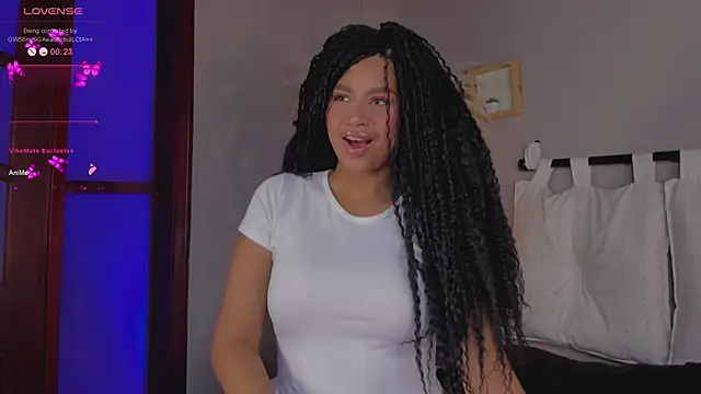 nayah   online show from 01/13/25, 08:15