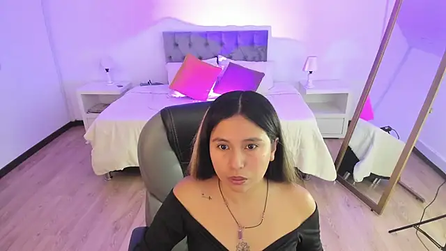  Natalie18 online show from 03/16/25, 08:21