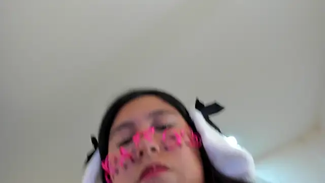  Natalie18 online show from 10/31/25, 04:46