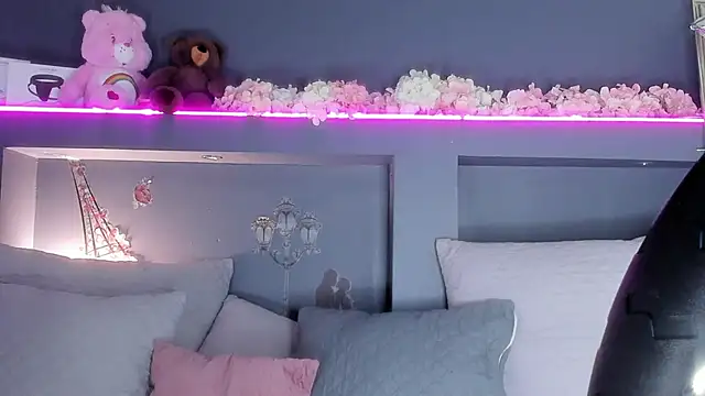 rosemonrooe online show from 02/04/25, 01:59