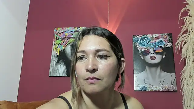 Devil Sara online show from 02/07/25, 11:45