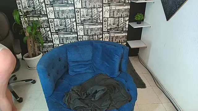 Devil Sara online show from 12/05/25, 06:59