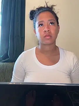 VanessaBling online show from 03/08/26, 03:05