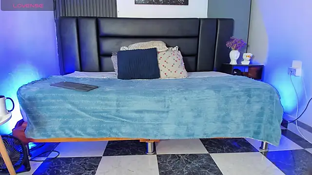 Jotastevensxx online show from 02/07/25, 11:45