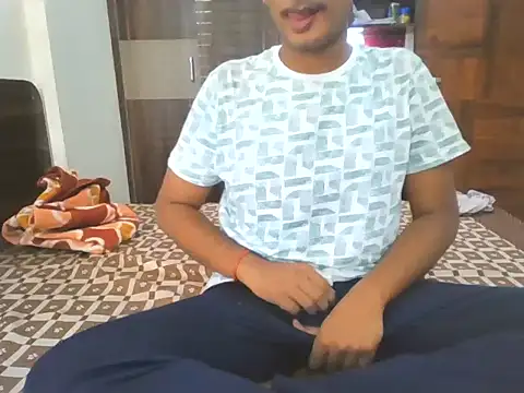 Snapshot of Dusky_Aarav chatting on 09/22/25, 06:37 Dusky Aarav online show from 09/22/25, 06:37