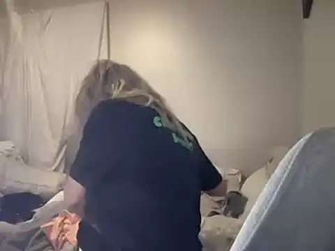 ALEXADANIELLE online show from 02/02/25, 10:46