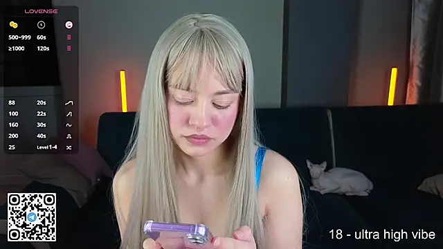 Snapshot of mybunnywendy chatting on 09/29/25, 02:00 mybunnywendy online show from 09/29/25, 02:00