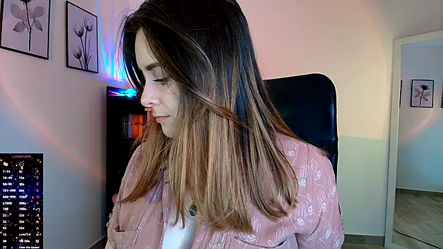 miss seline online show from 11/22/25, 10:53