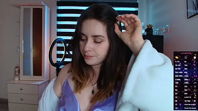 miss seline online show from 06/14/26, 10:23