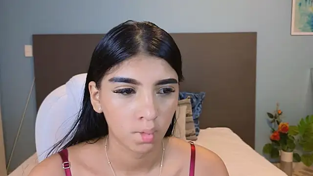 maiaa ruiz online show from 12/02/24, 03:14