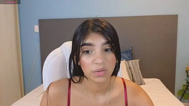 maiaa ruiz online show from 12/19/24, 01:40