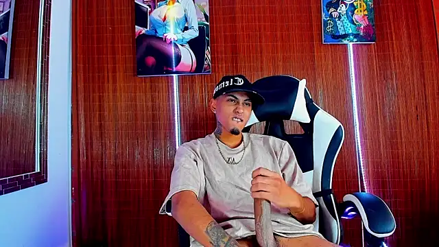 Liam lee online show from 02/17/26, 03:19