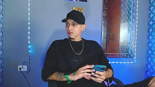 Liam lee online show from 06/02/26, 11:07